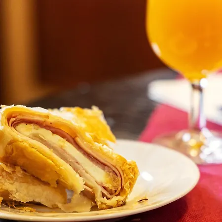 Manfredi In Hotel Rom