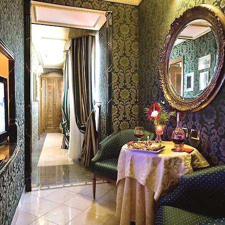 Hotell Manfredi In Rom