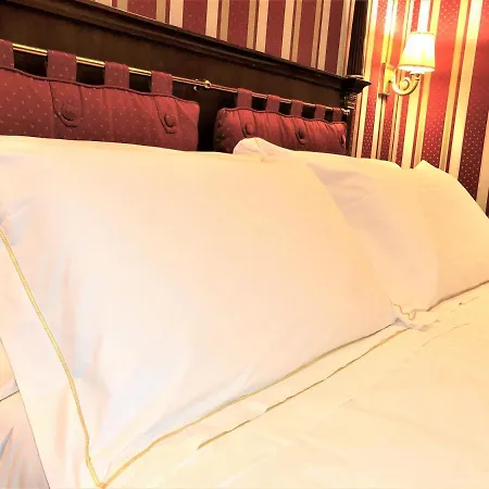 مانفريدي سويت إن فندق