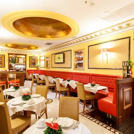 Manfredi In Hotel Roma
