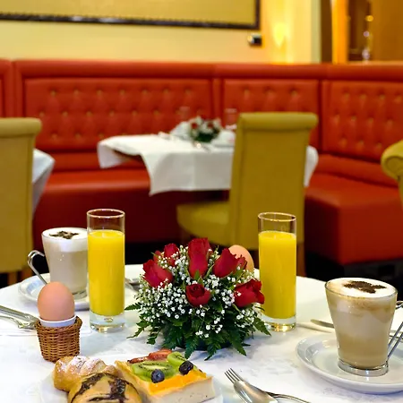 Hotel Manfredi In Roma