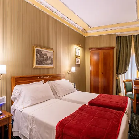 Manfredi In מלון 3*