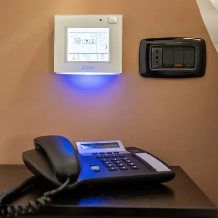 فندق مانفريدي سويت إن 3*