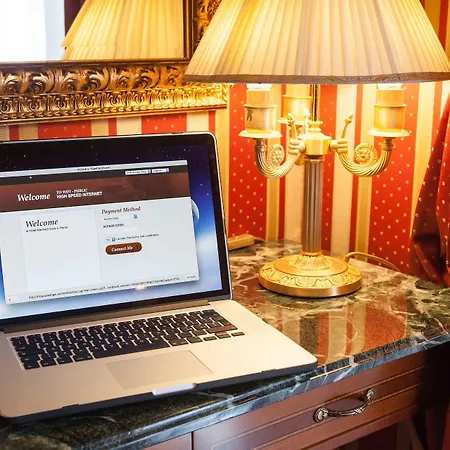 مانفريدي سويت إن